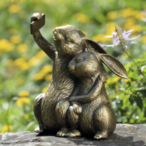 "Bunny Buddies" Selfie Sculpture
